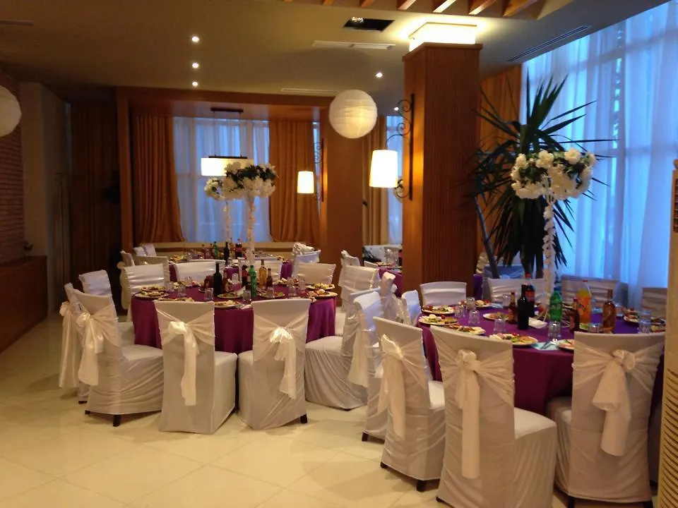 ***  Hotel Elba Shkallnur Albania